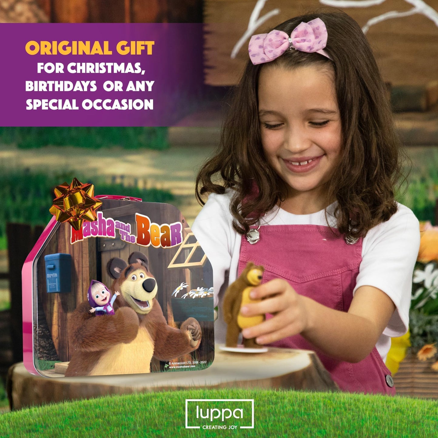 LUPPA Masha and The Bear Toys Playset: 13 Figures with Tin Box of The BearΒ΄s House I Masha and The Bear I Figures and Dolls of TV Programs I Toys for Girls