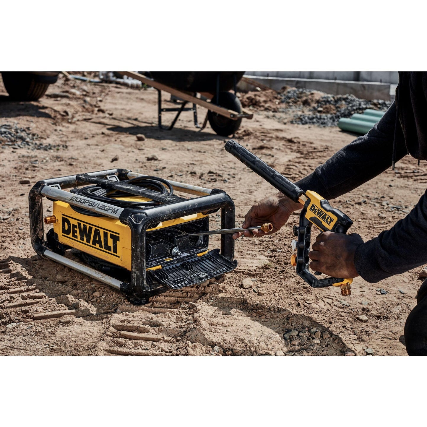 DEWALT Electric Pressure Washer, 2100 PSI, Jobsite Power Washer (DWPW2100) Yellow