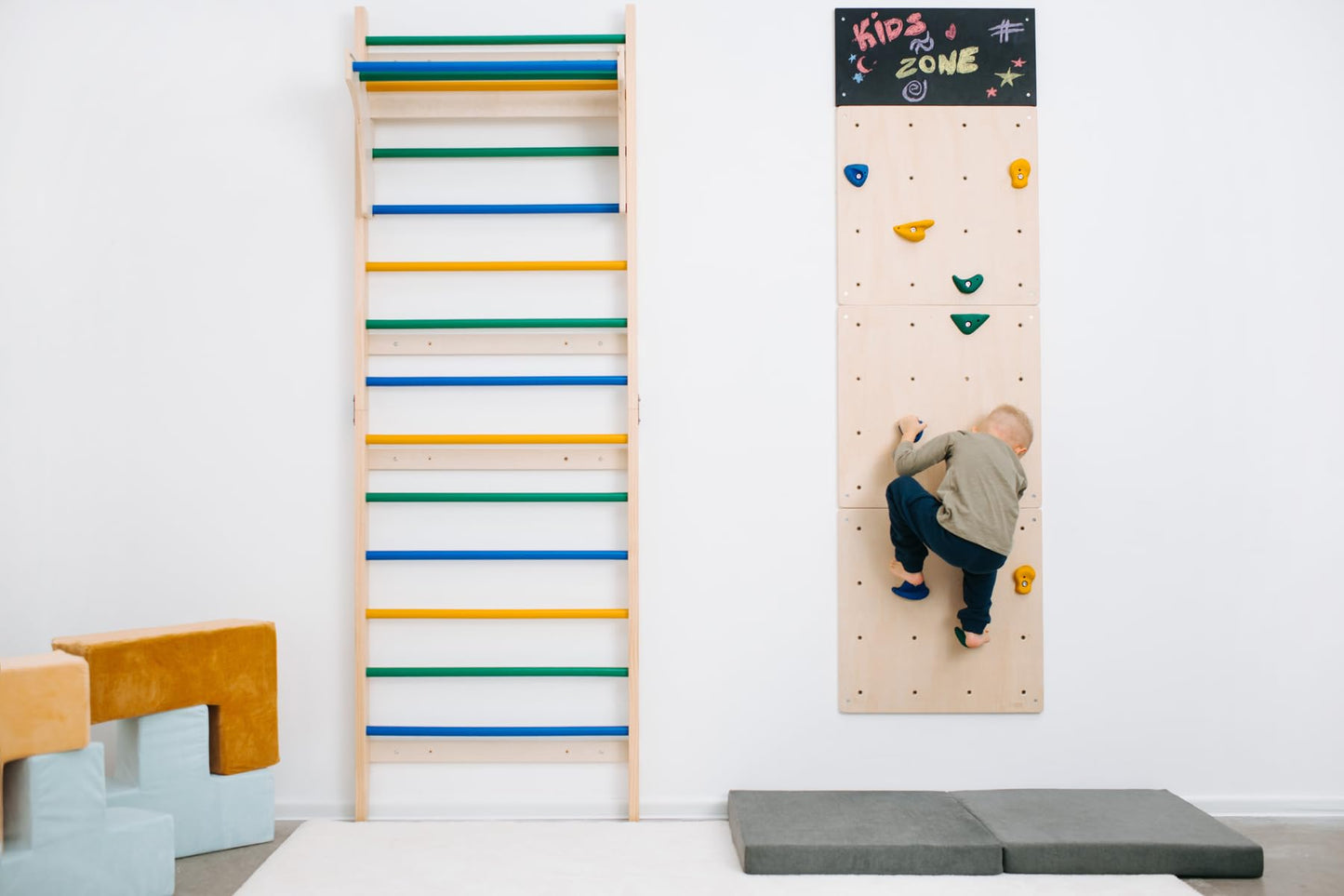 ComfyBumpy Swedish Ladder & Climbing Wall Jungle Gym for Kids, Wall-Mounted Indoor Climbing System (2-Piece Set)