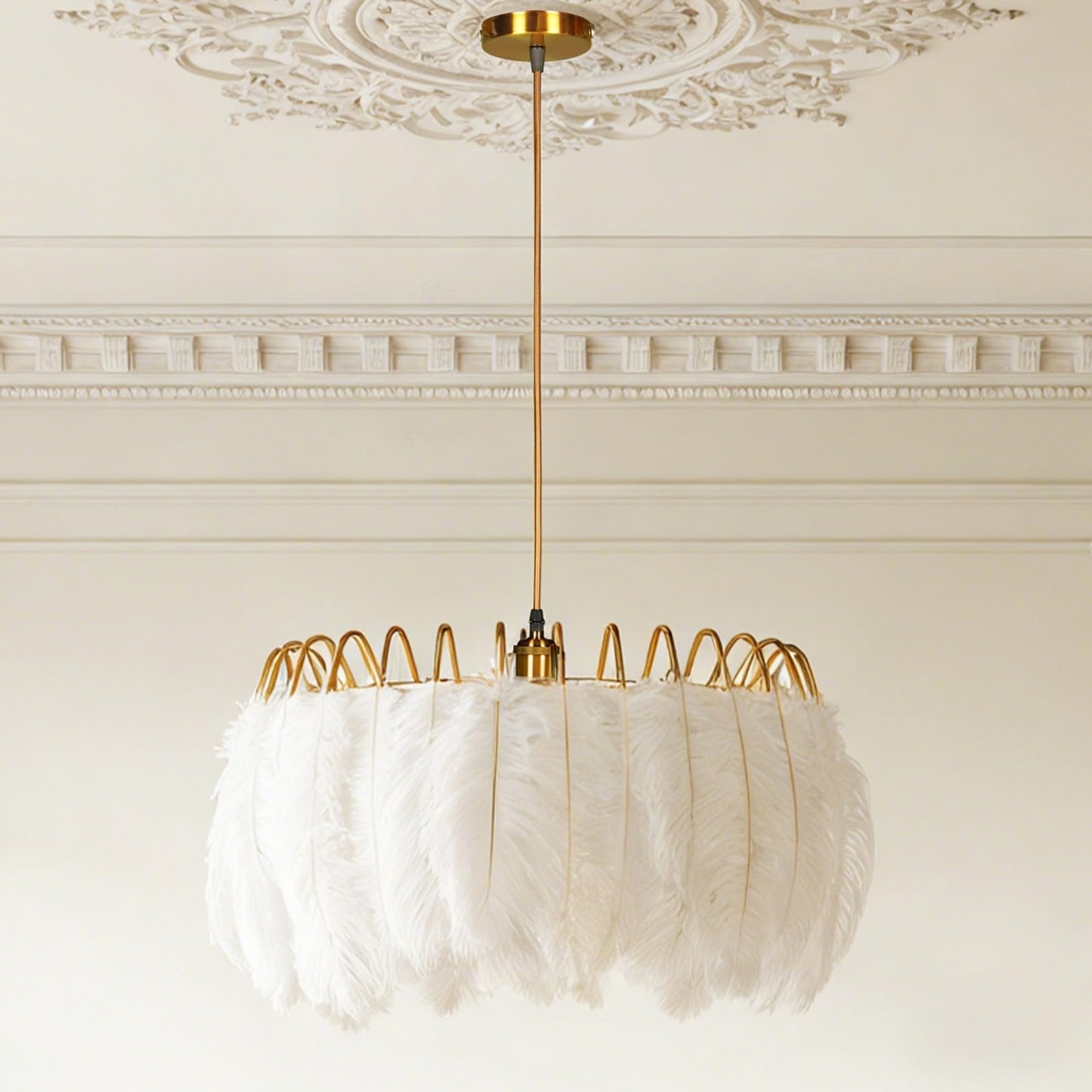 mfanchan 20.9" Nordic Modern Gold Feather Chandelier, Art Decor Feather Light Fixture Nordic Pendant Light Romantic Hanging Ceiling Lighting for Kitchen Island Girls' Room Living Dining Room Foyer
