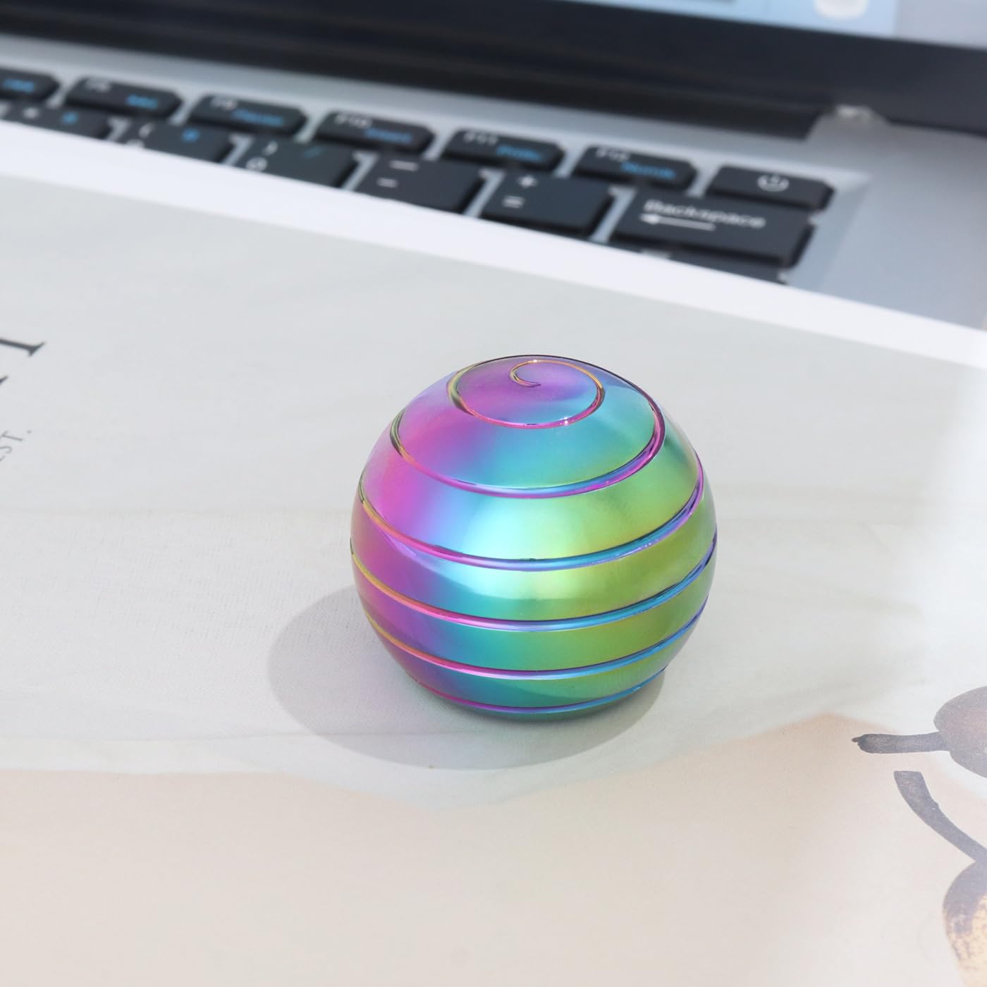 Kinetic Spinning Desk Toys, Fidgets for Anxiety and Stress for Adult Teen Cool-Stuff, Party Gifts for Christmas & Halloween (Circular)