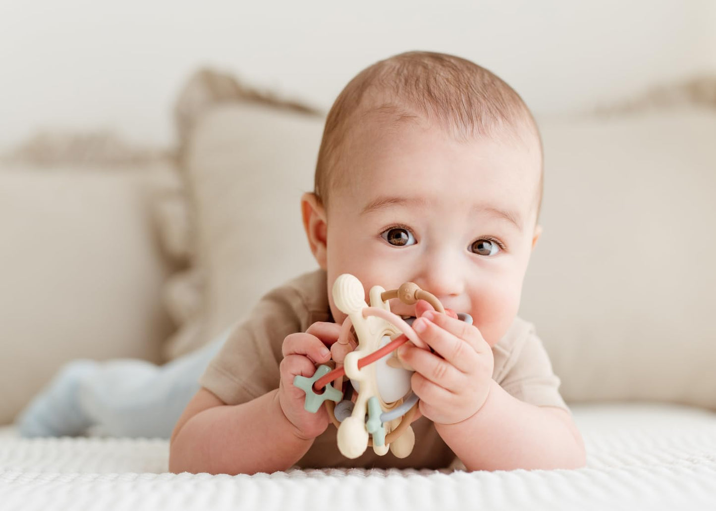 GiliGums Cosmo Silicone Baby Rattle Teether – Multicolor | BPA-Free 3D Sensory Teething Toy | Multi-Textured Chewable Arms & Pullable Rings | Food Grade Silicone | Developmental Grip Toy 3-36 Months