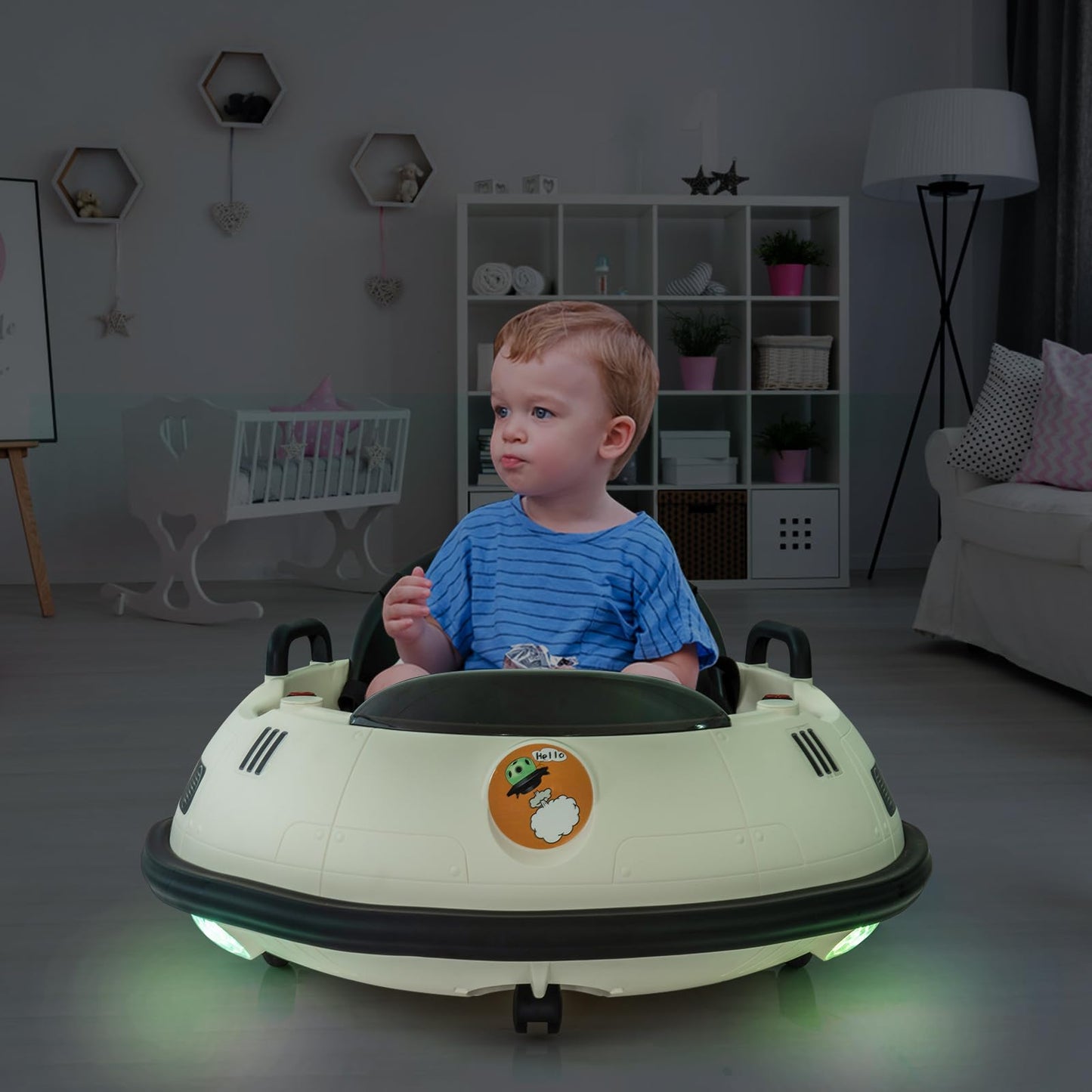 Ride On Bumper Car, 12V Electric Toddlers Car with Remote Control, Safety Belt, Music, Flashing Lights, 360 Degree Spin, Bumper Car for Toddlers,Kids,White