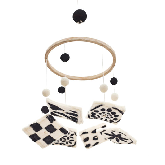 GLACIART ONE Black and White Baby Crib Mobile | Safe High Contrast Wool Toys, Neutral Room Decor for Boy & Girl | Develops Cognitive, Visual & Motor Skills | Great Gift Idea
