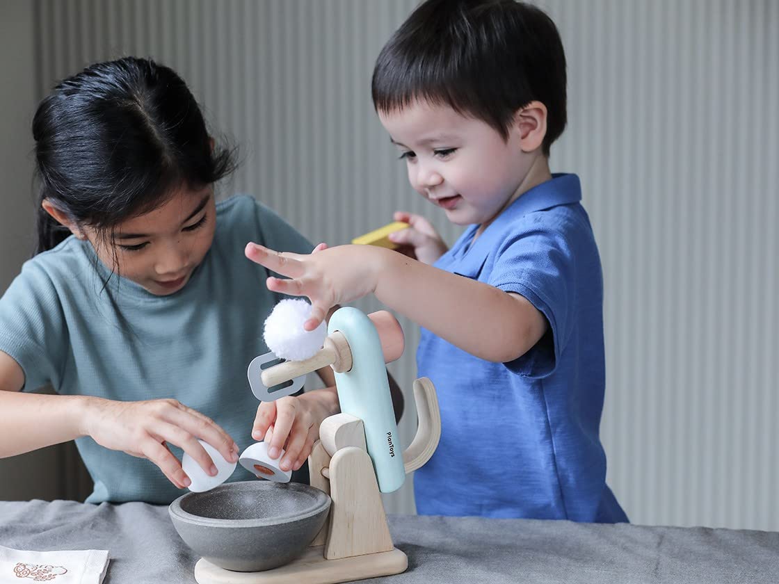 PlanToys® Wooden Stand Mixer Toy for Kids | Montessori Pretend Play Kitchen Appliance with Mixing Bowl, Egg, Butter & Flour | Toddler Baking Set & Cooking Toy for Ages 2+