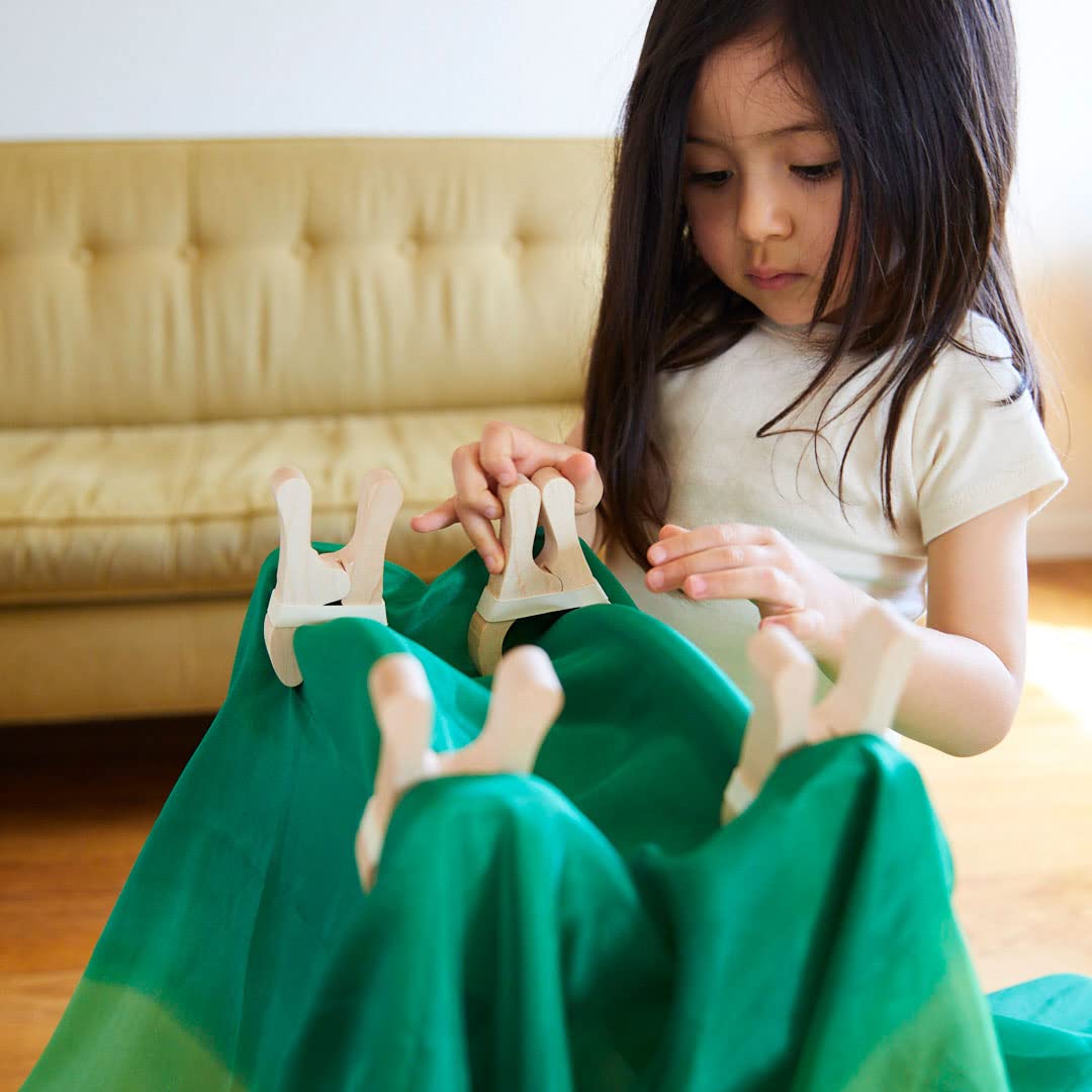 Sarah's Silks 4 Pack of Wooden Play Clips for Kids | Montessori and Waldorf Toys for Fort Building, Imaginative, and Pretend Play