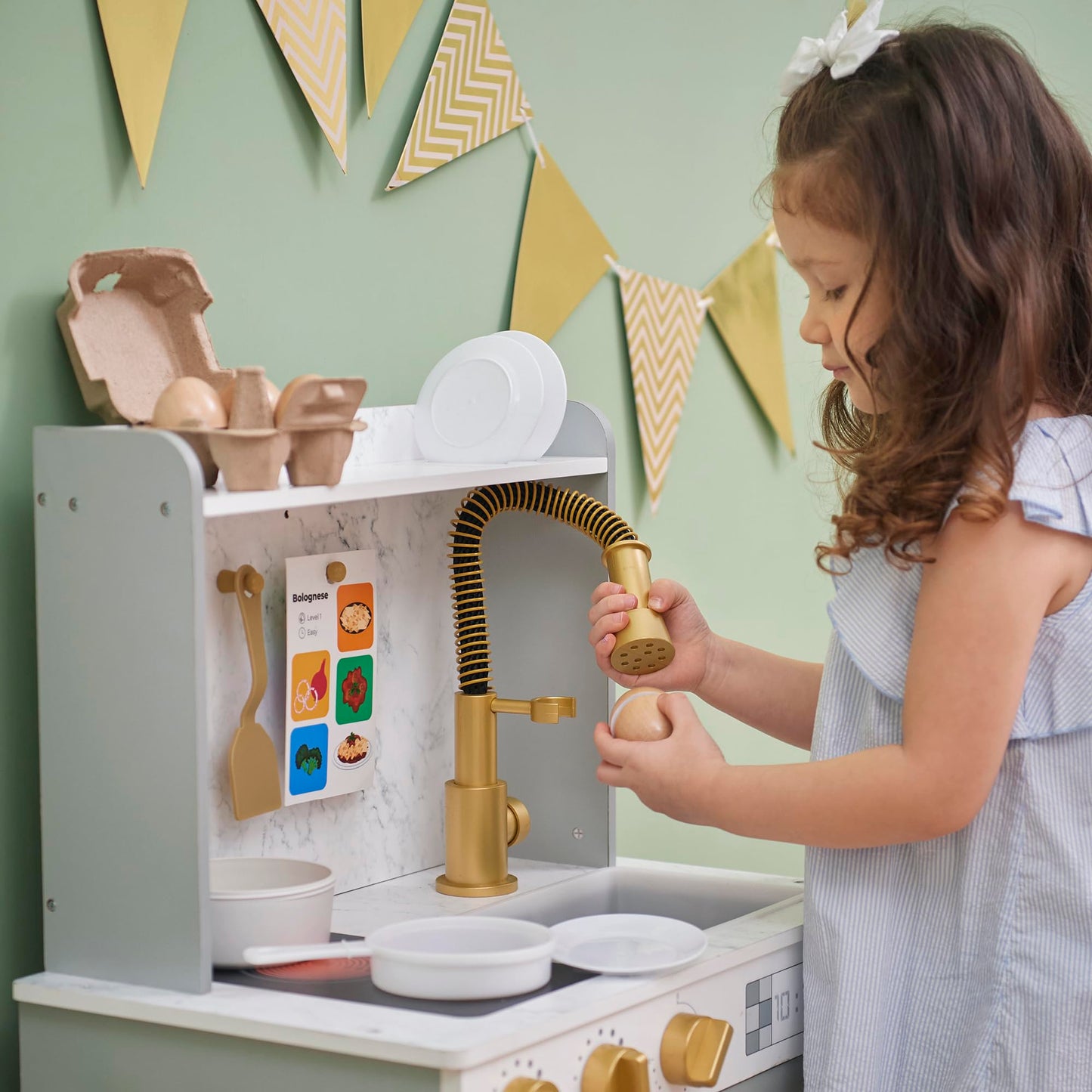 Teamson Kids Little Chef Memphis Wooden Play Kitchen for Toddlers with 16 Accessories, Realistic Pretend Cooking Set with Microwave Oven Sink Faucet Storage for Kids Ages 3+ Gray Gold Marble