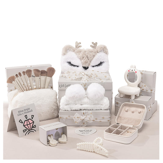 HAPPY LOLLI Birthday Gift for Tween & Teen Girls – 8 Wrapped Gifts with Empowering Tasks – Perfect for Christmas & Birthdays