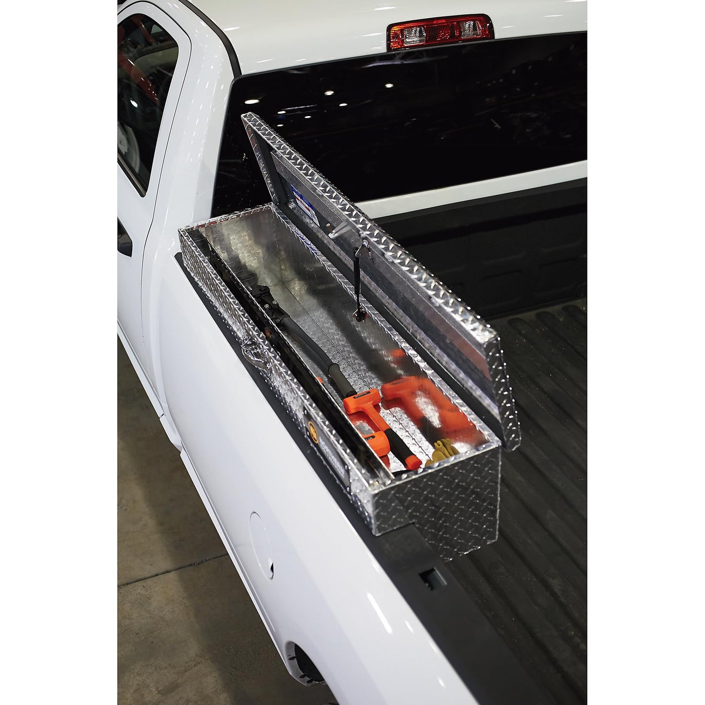 Northern Tool Side-Mount Truck Tool Box - Aluminum, Diamond Plate, Pull Handle Latch, 48in. x 11.5in. x 11in. Model Number 36012757
