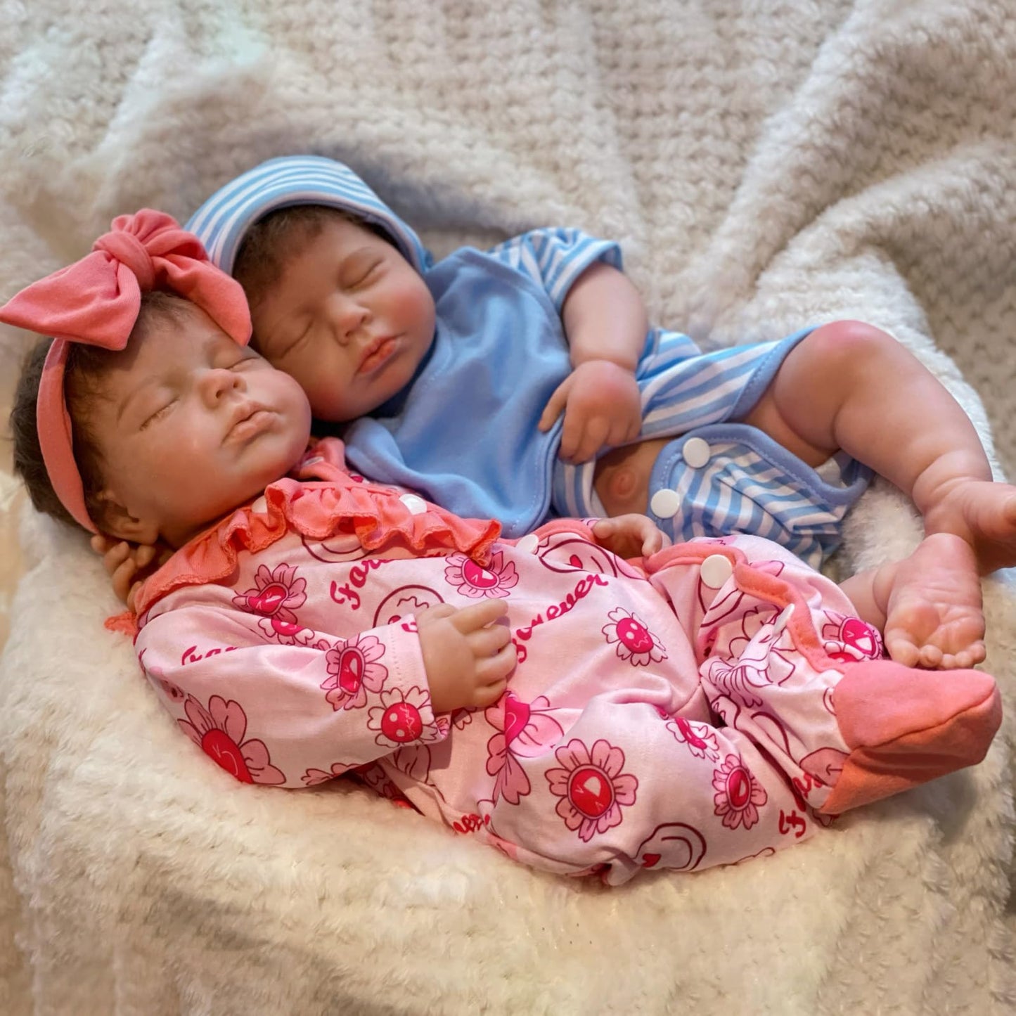 Gileutay 18 inch Silicone Baby Doll Full Body Realistic Weighted Reborn Doll Sleeping Baby Doll Girl Handmad Toy for Ages 3+