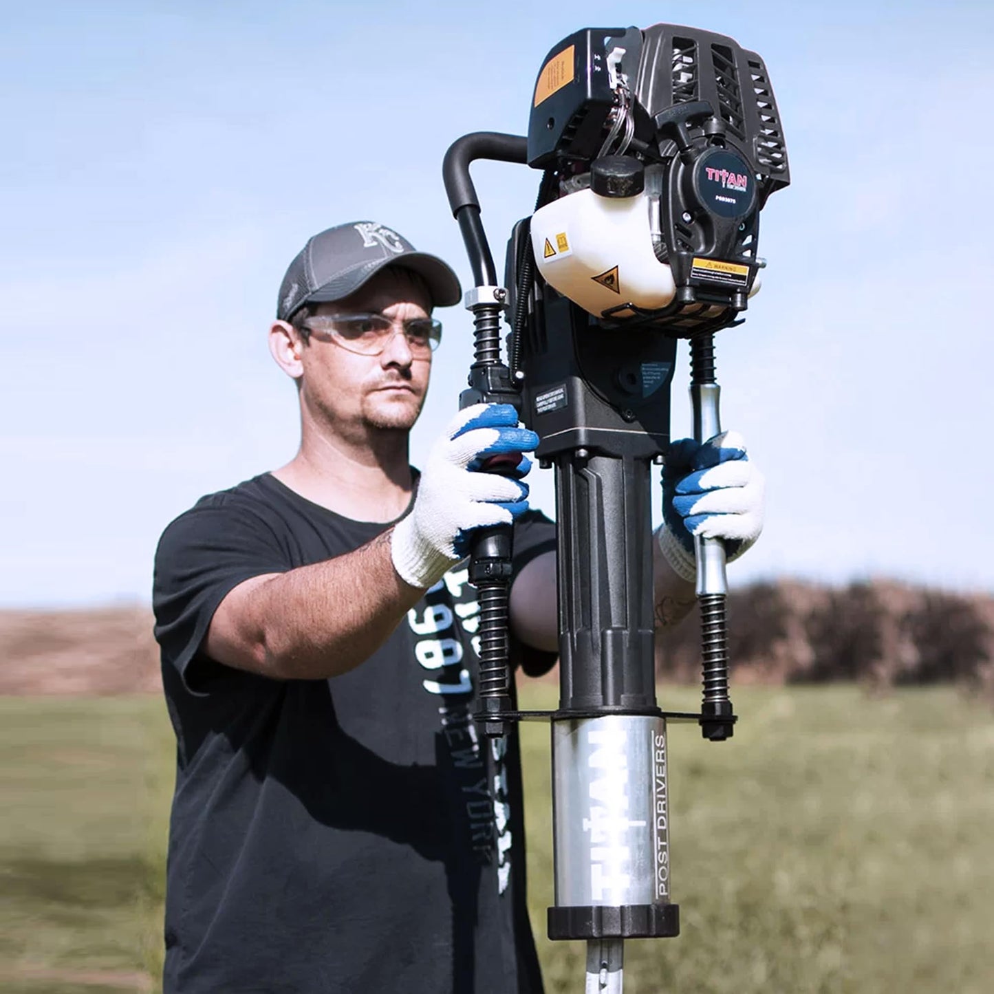 Titan Post Drivers PGD3875 Light-Duty Portable Gas-Powered Driver with 1.3 HP 4-Stroke Engine, 3 7/8" Max Diameter, and 4 Adapter Collars, 50 lbs