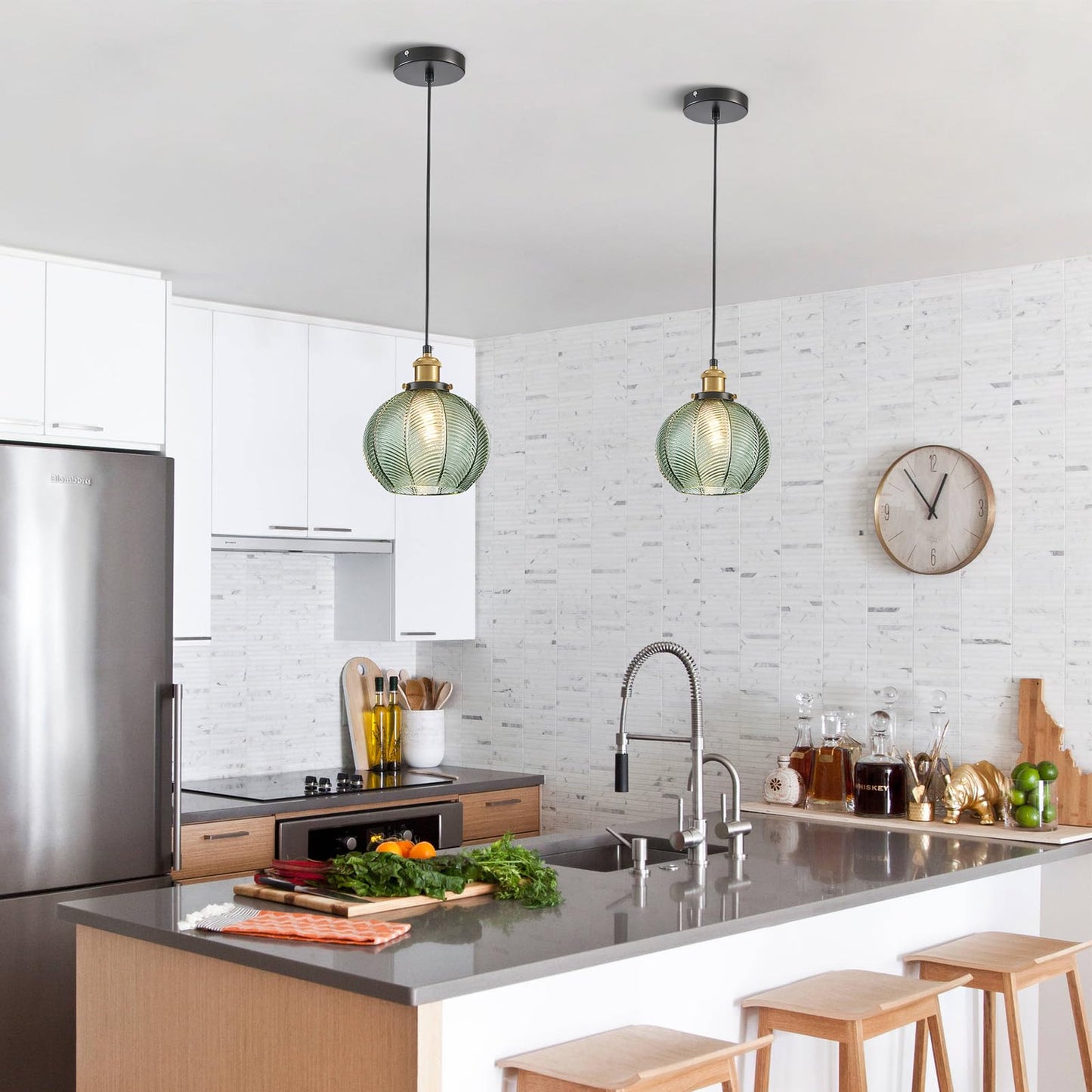 ZRPSSGE 7.8in Vintage Pendant Light 1- Light Kitchen Sink Pendant Lights with Green Hand Blown Glass Small Hanging Lamp for Kitchen Island Dining Room Bedroom Bathroom Hallway E26