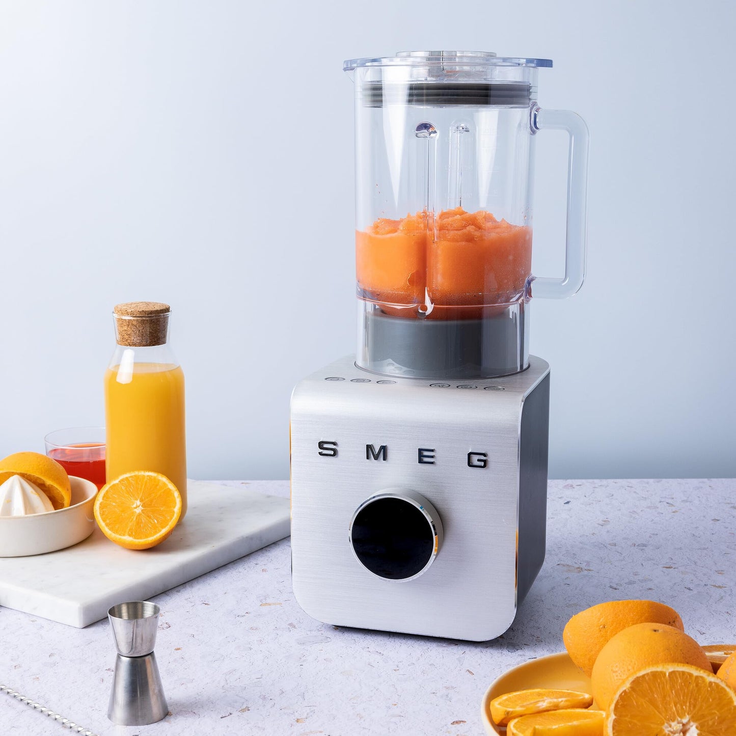 SMEG BLC01 Professional High-Performance Blender – 1.5L Tritan™ Jug, 9 Speed Settings, Stainless Steel Blades, Modern Design, Powerful 1250W Motor for Smoothies, Soups & More