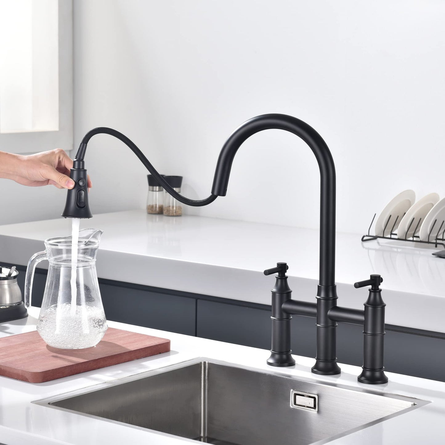 SUMERAIN Bridge Kitchen Faucet with Pull Down Sprayer Matte Black 3 Hole 2 Handle Kitchen Sink Faucet Stainless Steel