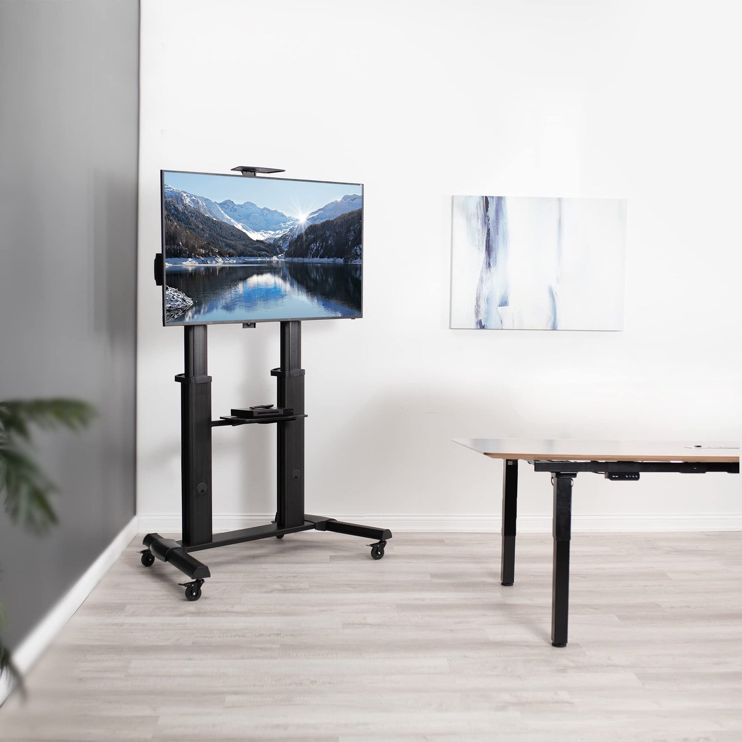 VIVO Aluminum Mobile TV Cart for 32 to 100 inch Screens up to 220 lbs, LCD LED OLED 4K Smart Flat and Curved Panels, Heavy Duty Stand, Shelf, Wheels, Max VESA 1000x600, Black, STAND-TV22B