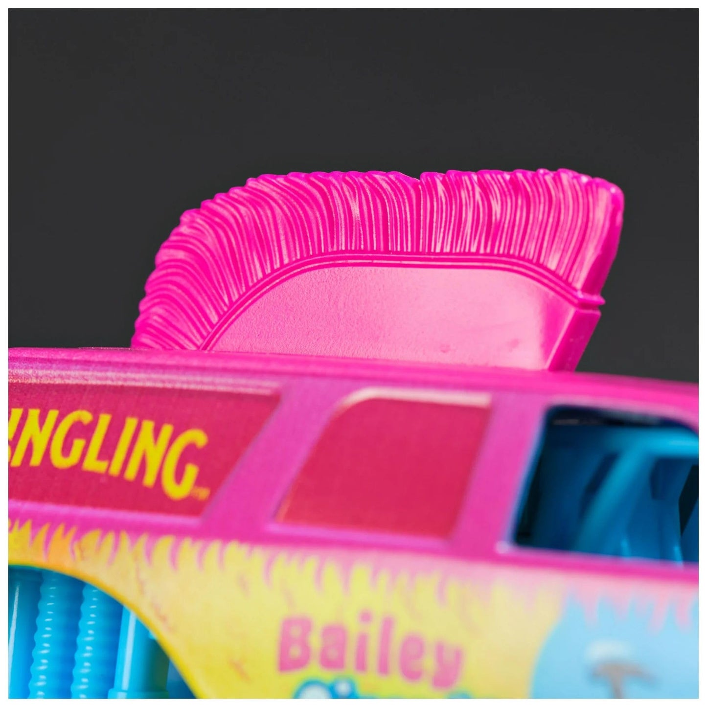 Monster Jam, Official Ringling Bailey Circuit Monster Truck, Collector Die-Cast Vehicle, 1:24 Scale, Kids’ Toys for Boys and Girls Aged 3 and up