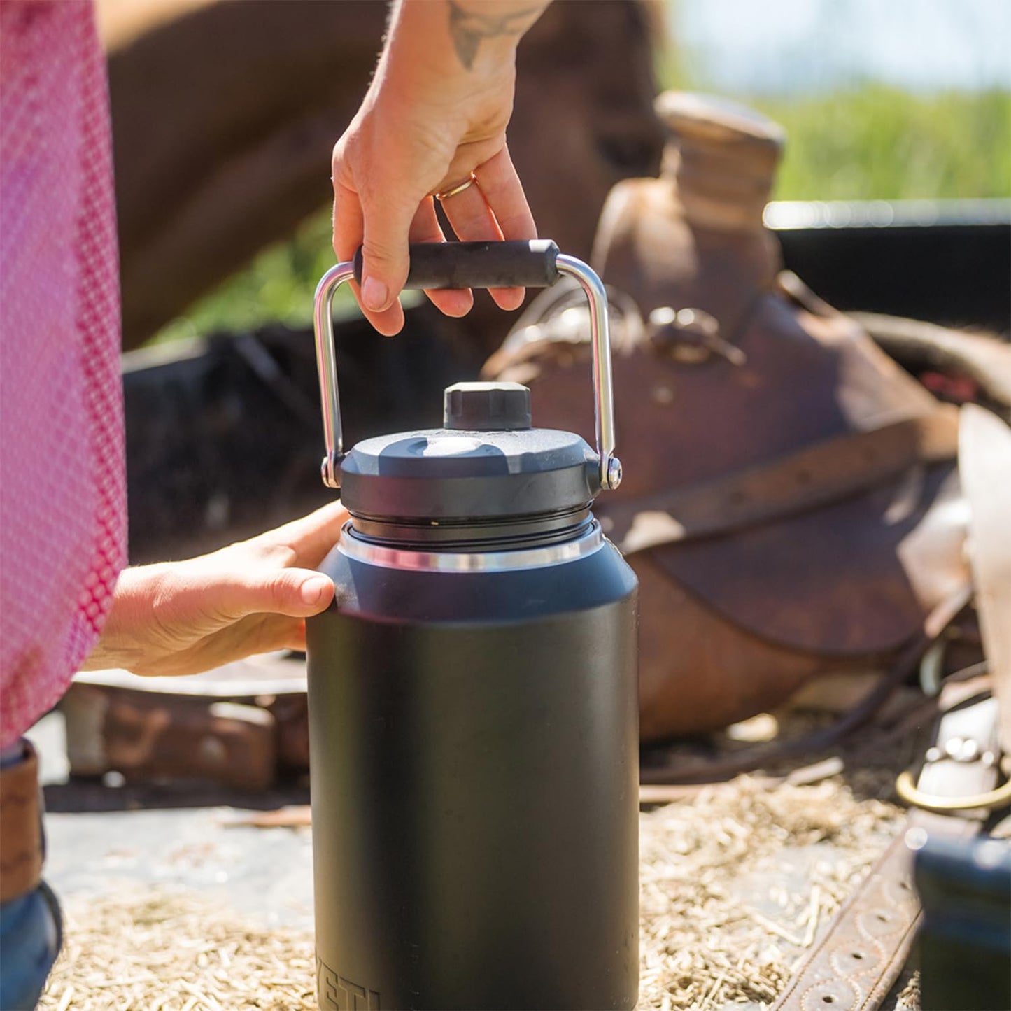 YETI Rambler Gallon Jug 2.0, Vacuum Insulated, Leakproof, Stainless Steel with MagCap, Black Forest Green