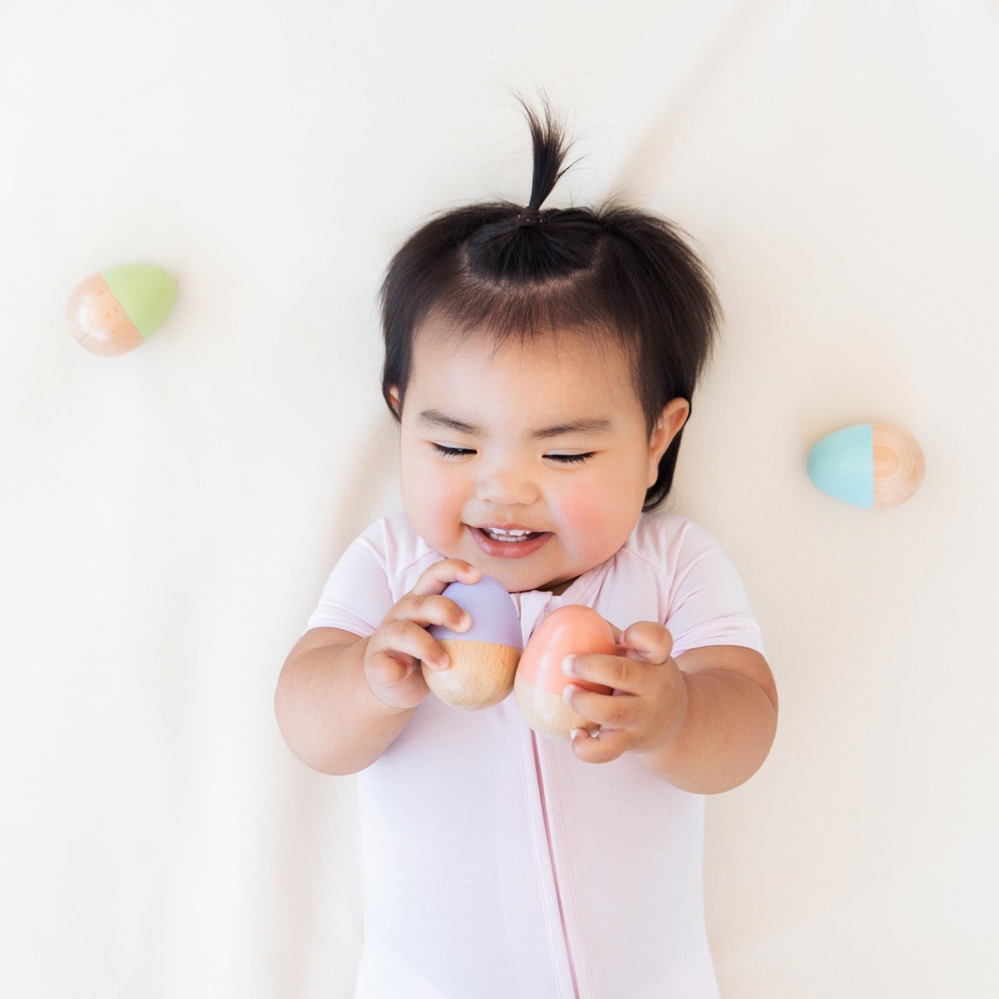 Pearhead Wooden Egg Shaker Baby Toy Set – 4-Piece Montessori Musical Sensory Toy, FSC-Certified Wood, Develops Rhythm & Fine Motor Skills, Pastel Baby Maracas for Boys and Girls, 0+ Months