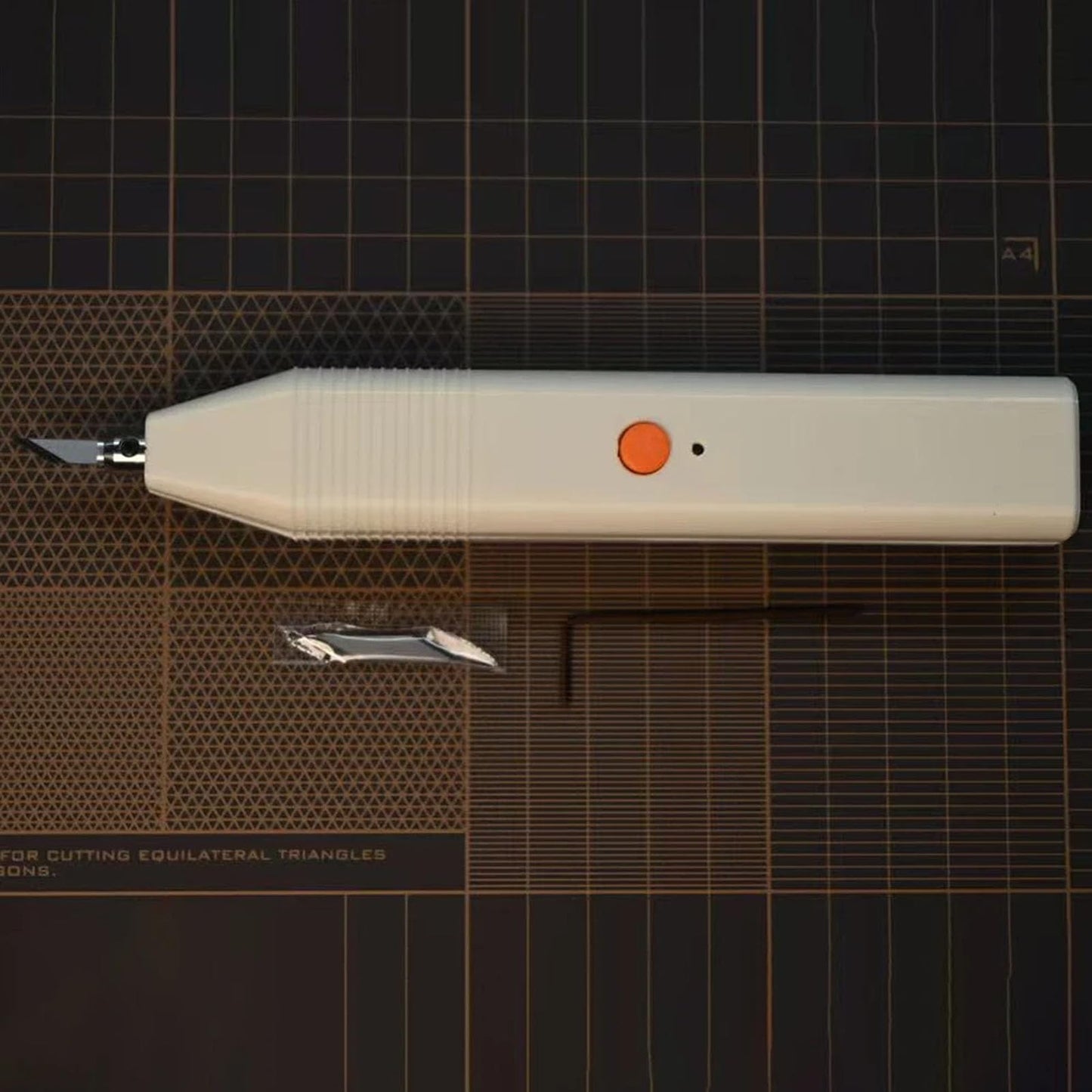 iDili DIY Ultrasonic Cutting Knife 35kHz - Handheld Cutter with 5 Replaceable Blades for 3D Prints (Resin/PLA), Wood, Plastic, PCB, Acrylic - Plug-and-Play Precision Tool for DIY Crafts & Prototyping