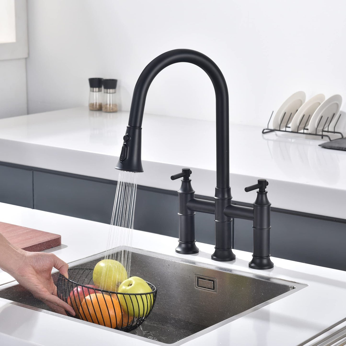 SUMERAIN Bridge Kitchen Faucet with Pull Down Sprayer Matte Black 3 Hole 2 Handle Kitchen Sink Faucet Stainless Steel