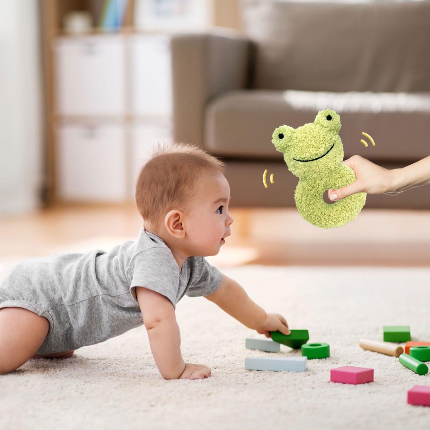 Doindute Baby Frog Soft Rattle Toy, Plush Frog Infant Shaker Rattle Easy-Grasp Stuffed Animal Toy, Gifts for Newborns Babies Toddlers Boys Girls, Green, 6 Inches