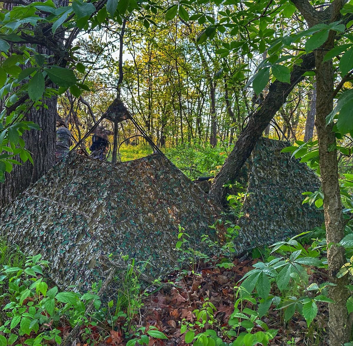 Nukem Grab & Go Hunting Ground Blind - Mossy Oak Greenleaf 3D Leafy - Lightweight Stake-Free Pop Up Turkey & Deer Blind (Regular)