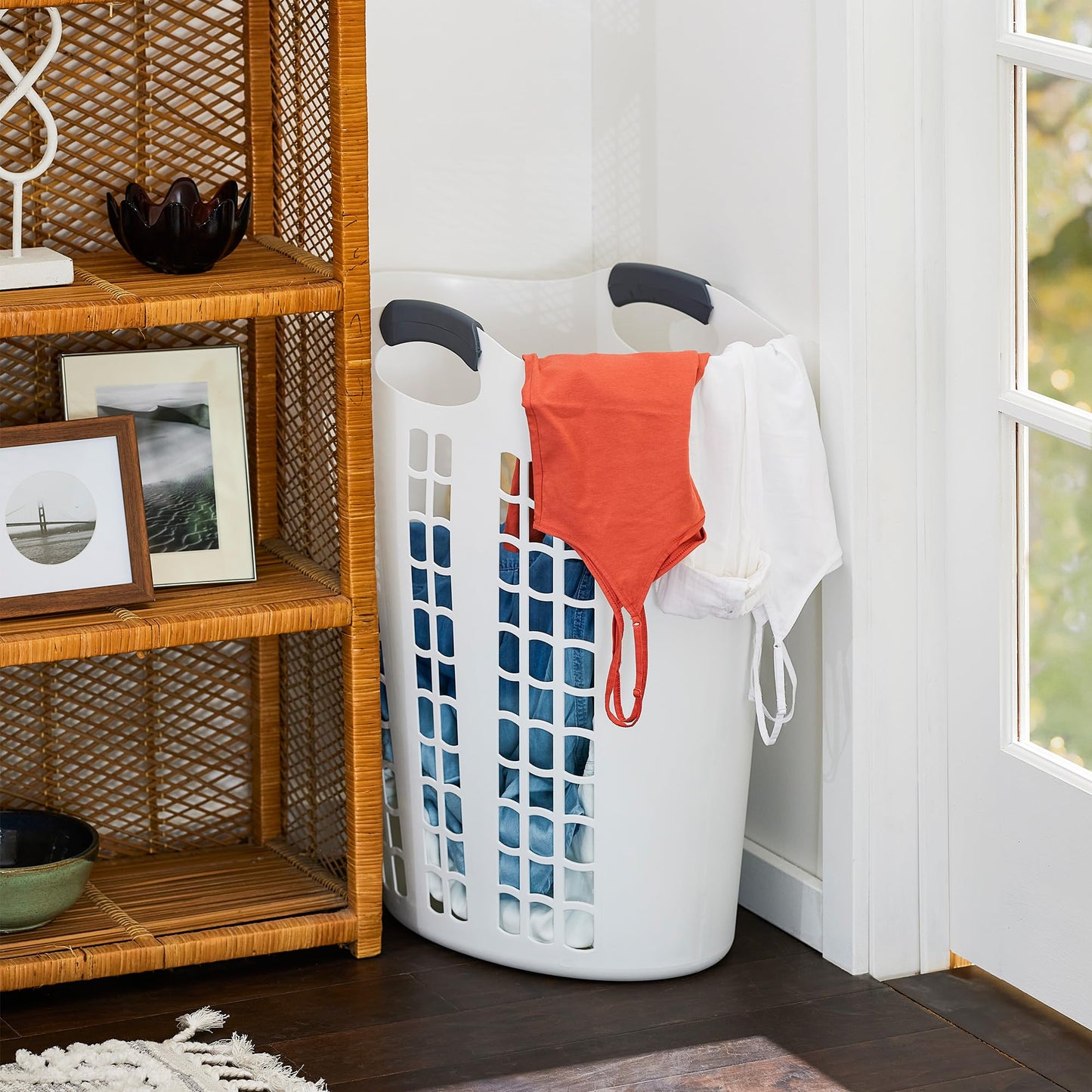 Gracious Living Laundry Basket, Easy Carry Flex Collapsible Hamper, 87.5 Liters, White - Large Plastic Clothes Storage Organizer for Home, Bathroom, and Bedroom