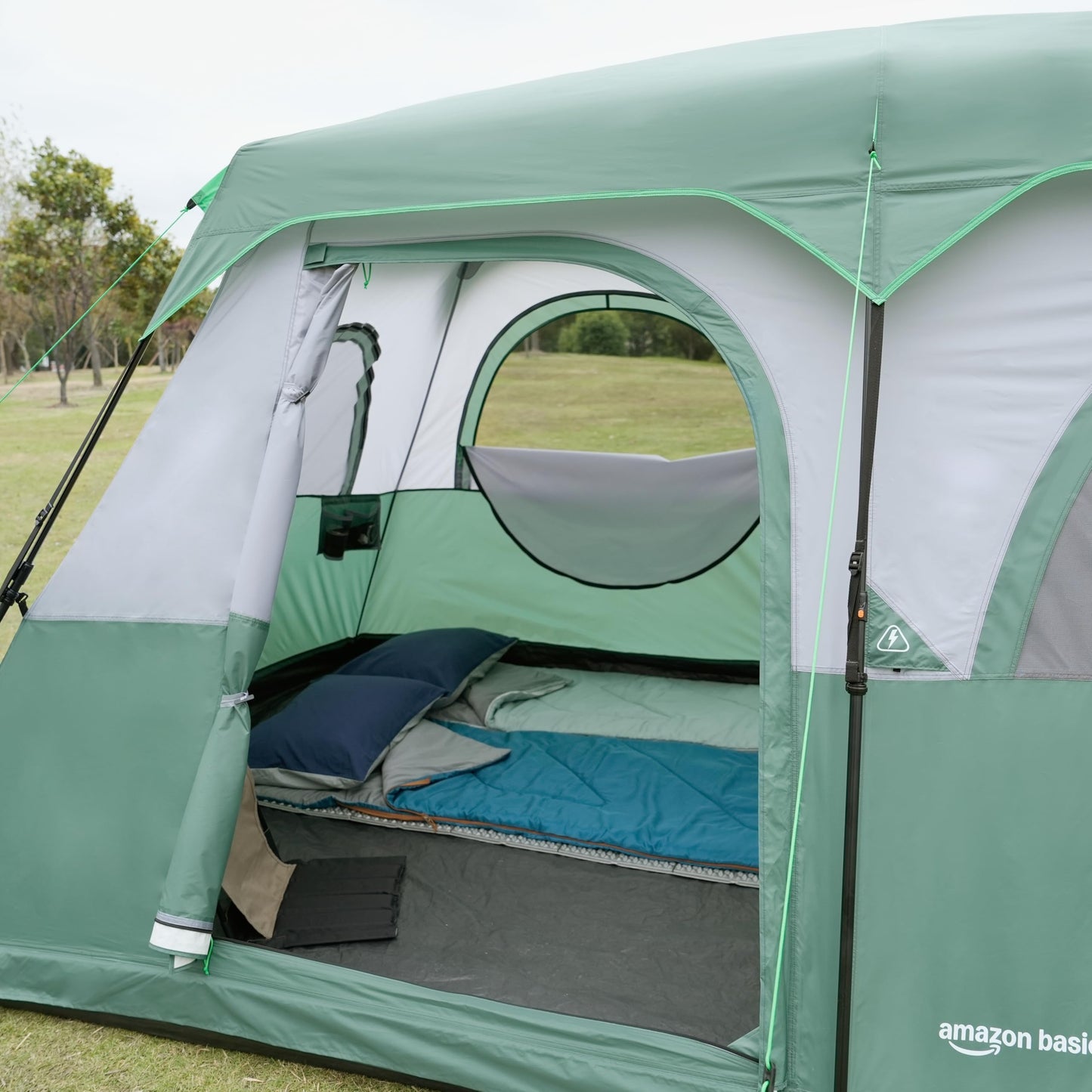 Amazon Basics 8-Person Instant Camping Tent, Easy Setup in 60 Seconds, Weather-Resistant with Rainfly, Mesh Windows, Storage Pockets, for Family Camping and Hiking