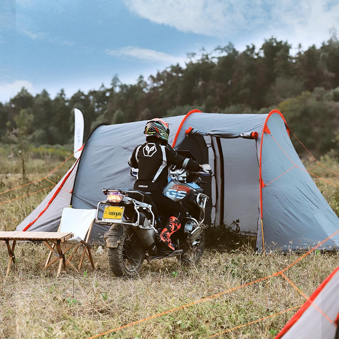 2 Person Camping Tent Motorcycle Tent Waterproof Instant Family Tents Lightweight Motorcycle Storage Shelter for for Backpacking Hiking Easy Setup