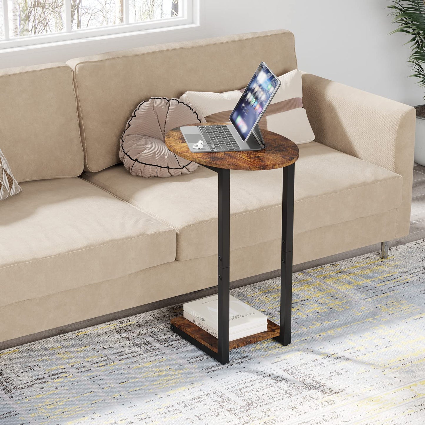 Hosfais Side Table Small End Table, C-Shaped Wood Sofa Table with Metal Frame for Living Room, Bedroom, Small Spaces (Rustic Brown)