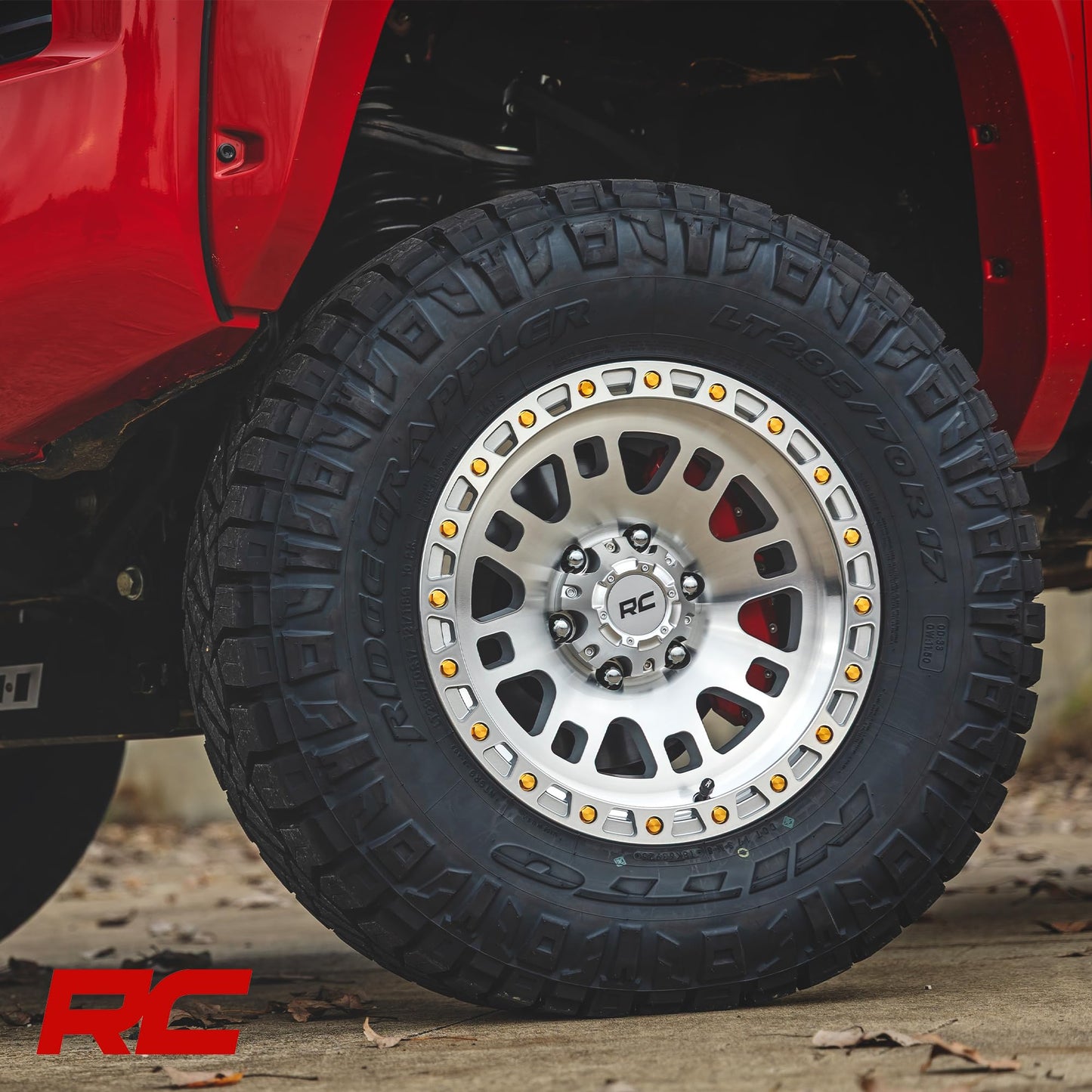 Rough Country 82 Series Off-Road Wheel - 15x8, 5x4.5" Bolt Pattern, 19mm Offset, Full Machined Aluminum with 8-Spoke Design & Simulated Beadlock Gold Hardware