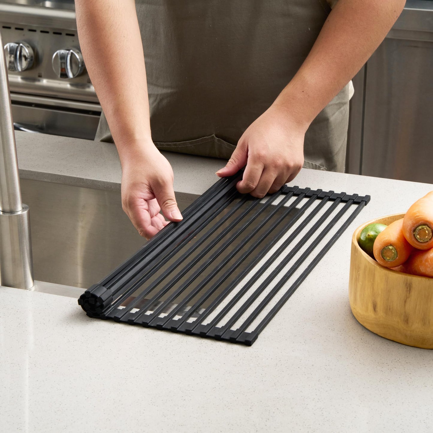 Restaurantware 20.47 x 12.99 Inches Stainless Steel Drying Rack - 12 Count - Clean Tek Professional Dish Drainer, Roll-Up, Non-Slip - Space-Saving Over-The-Sink Rack - Silicone Coated Black