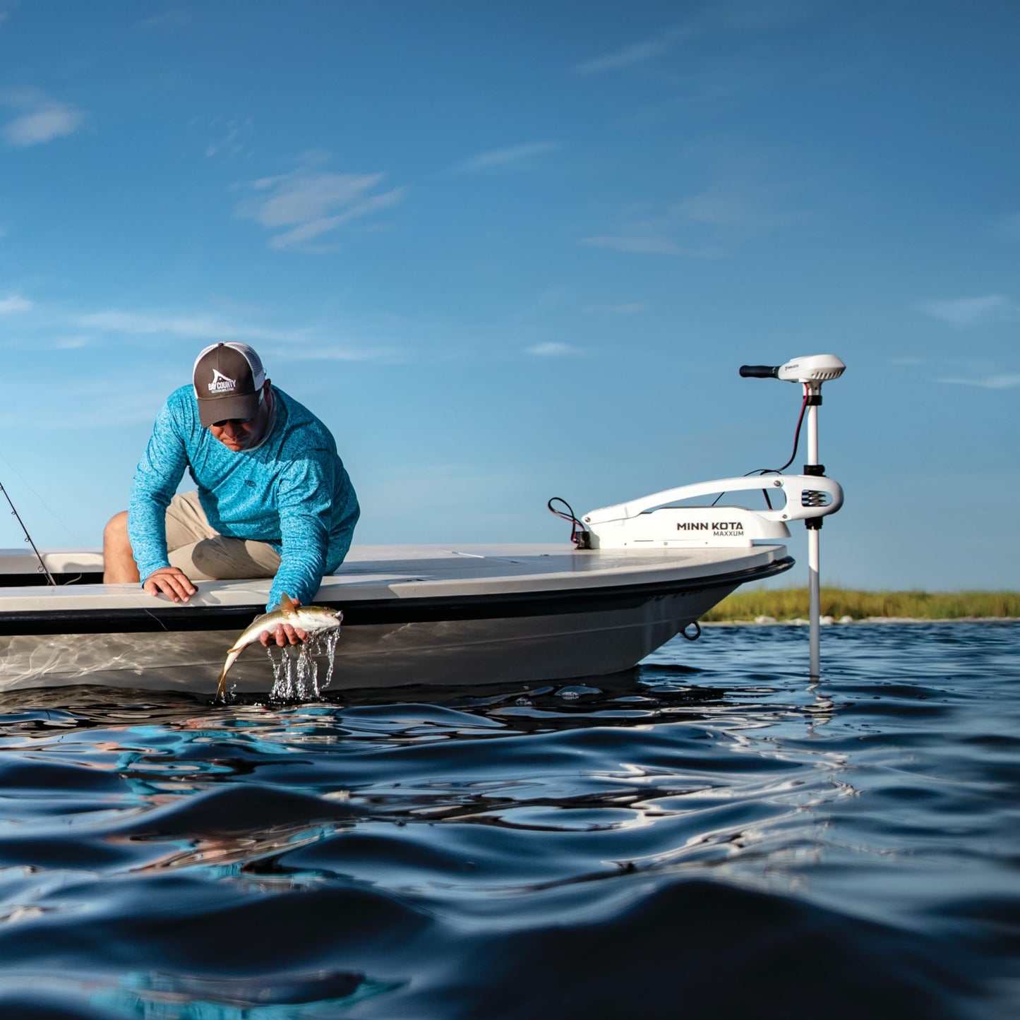 Minn Kota Riptide Maxxum Bow-Mount Electric Trolling Motor – 70 Lb. Thrust, 52 In. Shaft, Saltwater