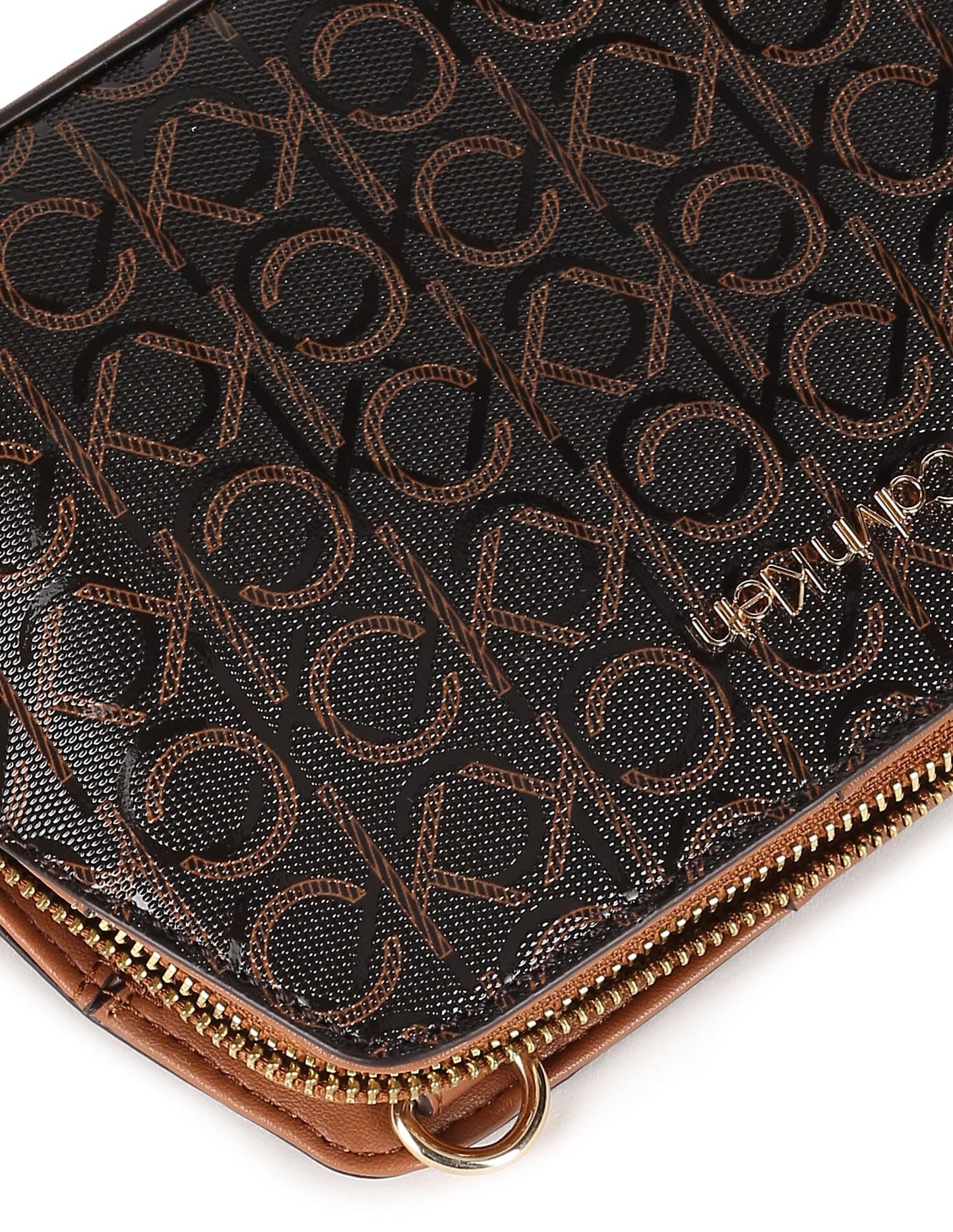 Calvin Klein Women's Hailey Signature Triple Compartment Chain Crossbody, Brown/Khaki/Caramel Linear, One Size