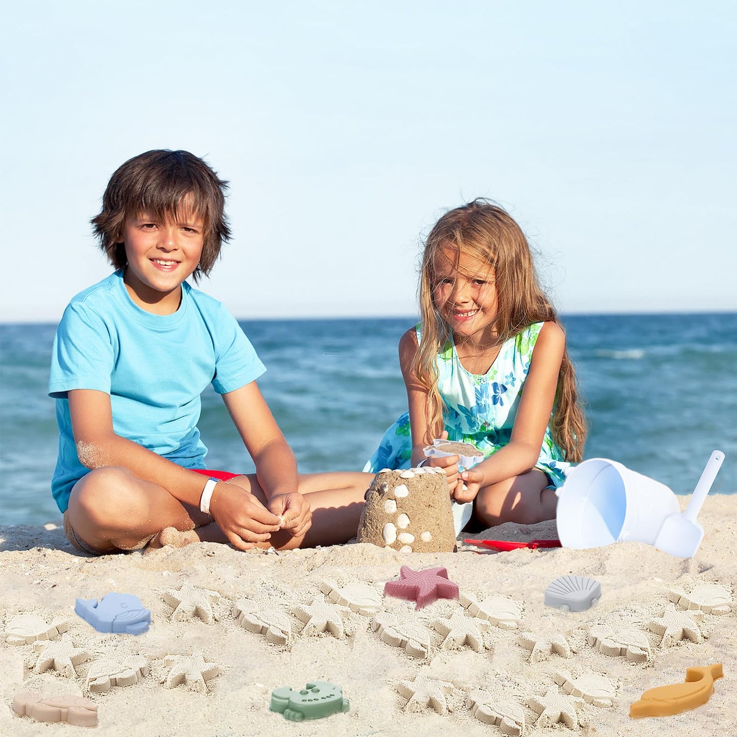 Biubee 9Pcs Silicone Sand Toys for Baby with Portable Beach Bag - Kids Beach Set with Beach Toy Molds Shovel Bucket Set - Toddler Sandbox Toys for Kids Outdoor Summer Playset