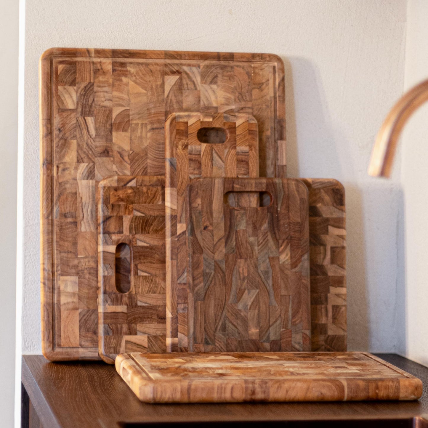 IWAS Upcycled Teak Wood Cutting Board With Juice Grooves and Handle | Extra Extra Large (20" x 15.5" x 1.5") | Sustainable & Environmentally Friendly Wooden Chopping Boards for Kitchen