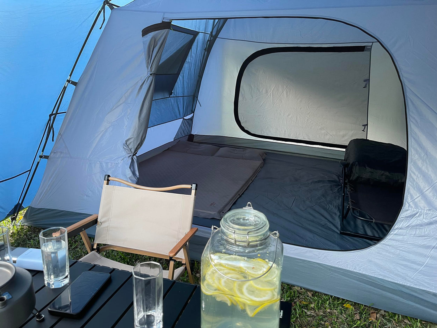 Three Bears Outdoor 6 Person Camping Tent - Waterproof Windproof Double Layer Design - Family and Car Camping - with Carry Bag and Storage Pouch - 76 Inches High (Dark Blue)