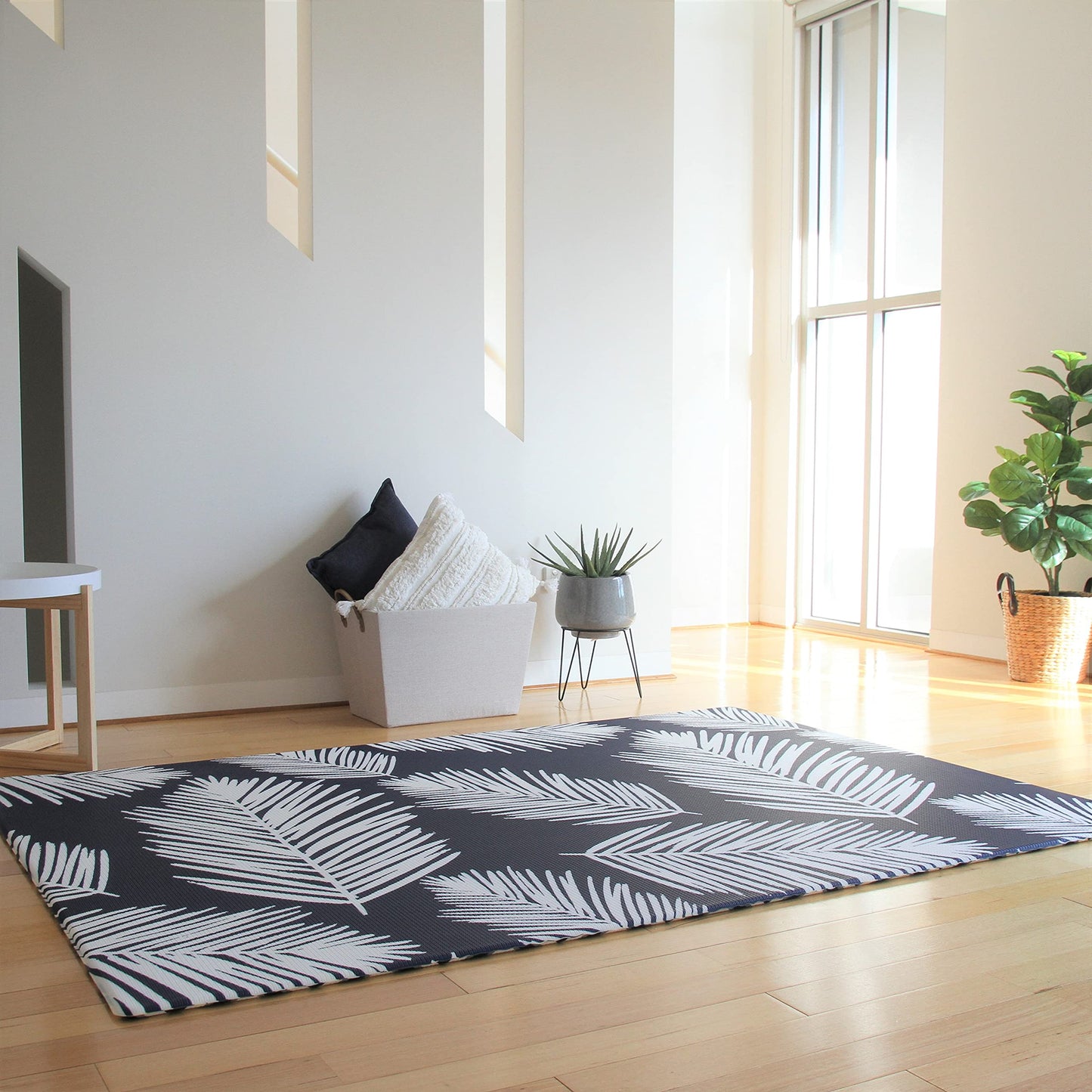 Cushmat Reversible Kids Play mat | Large | Soft, Thick, Waterproof, Easy-to-Clean, Non-Toxic, Durable, Non-Slip Play mat for Infants, Babies, Toddler, Kids & Grown-up (Palm Ocean - Black Diamonds)