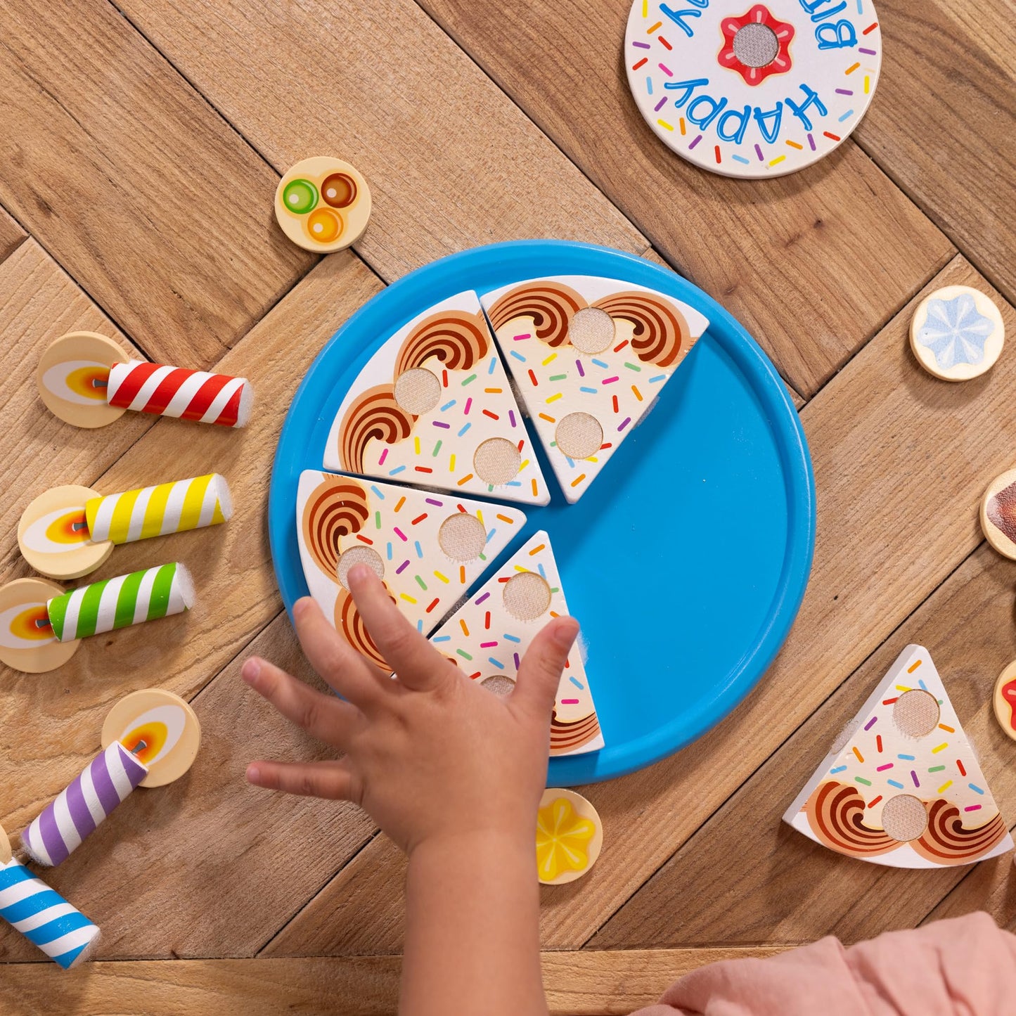 Melissa & Doug Birthday Party Cake - Wooden Play Food with Mix-n-Match Toppings and 7 Candles