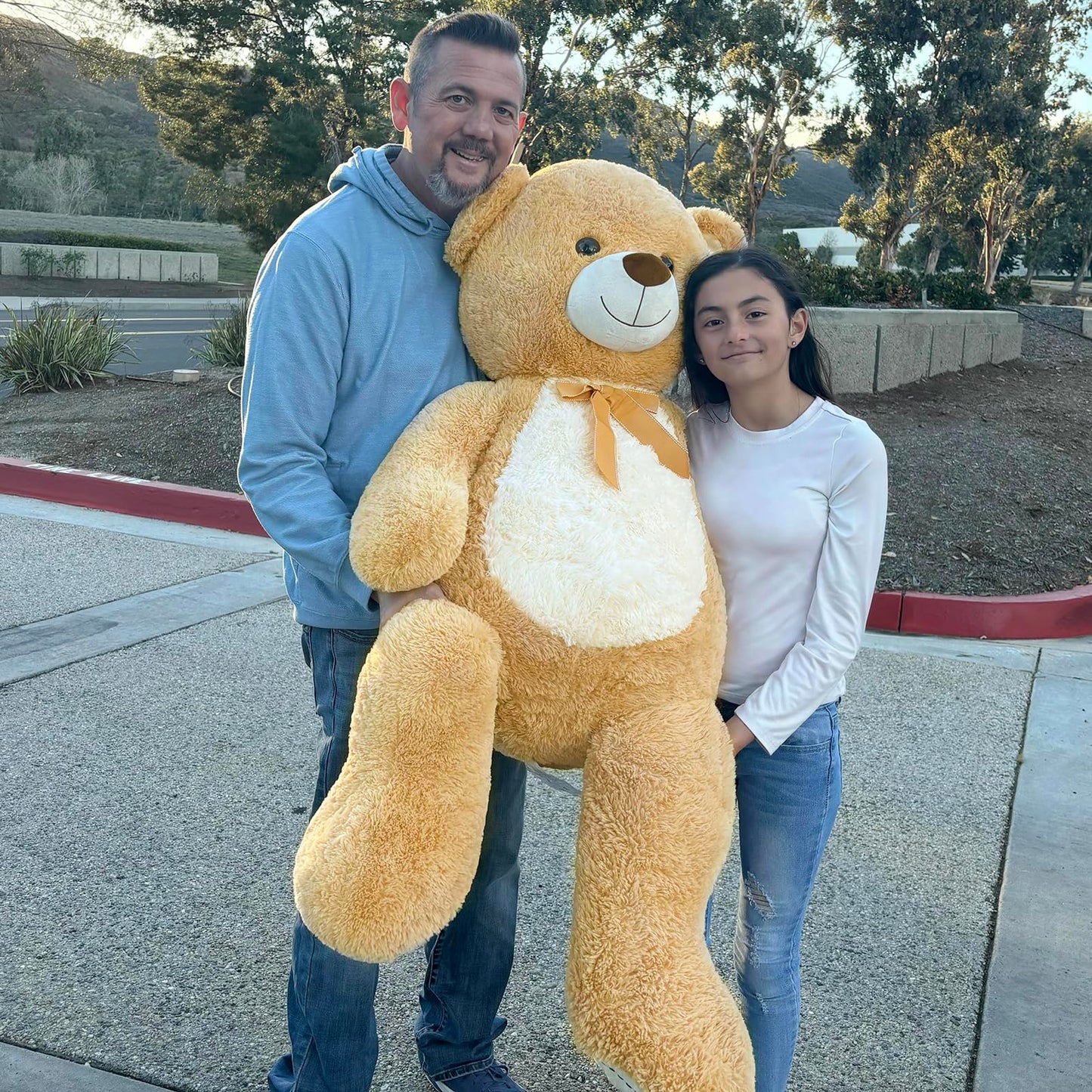 MorisMos Giant Teddy Bear Stuffed Animal 4 Feet,51 in Large Bear Gift for Girlfriend Boyfriend Wife Mom Fiancée, Big Plush Toy for Kid Birthday Christmas Baby Shower Decor,Tan