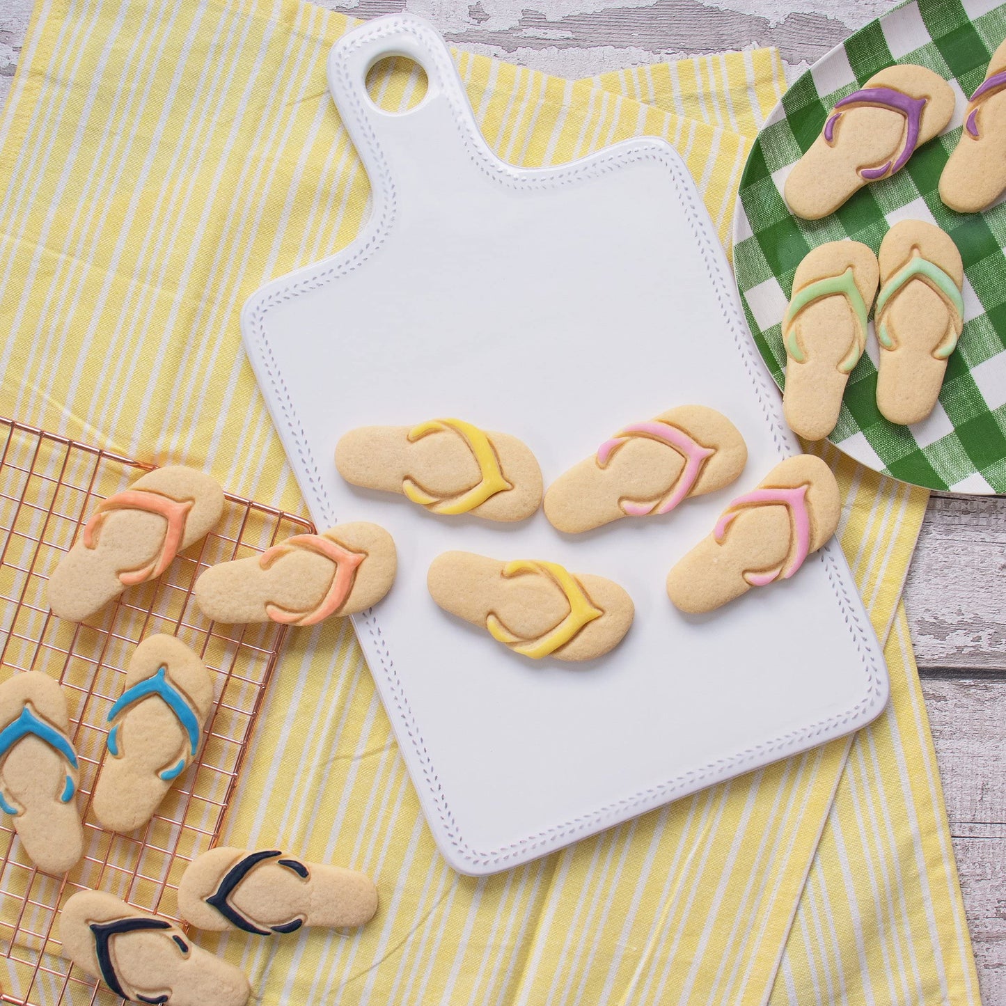 Beach Flip Flops cookie cutter - Bakerlogy