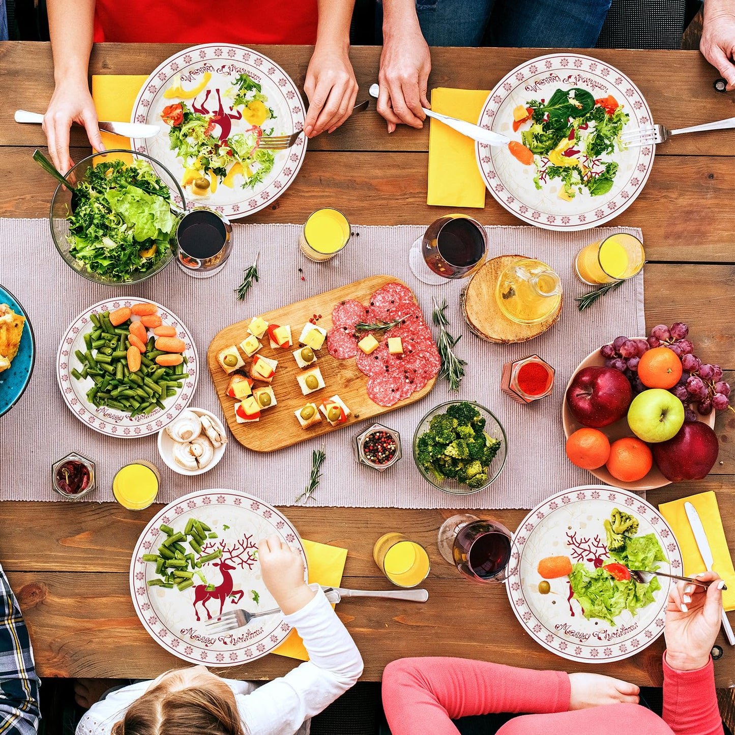 215 Pcs Christmas Plates and Napkins Set Serve 25, Christmas Elk Disposable Tableware Set, Christmas Decorations Includes Plates, Cups, Napkins, Christmas Tableware