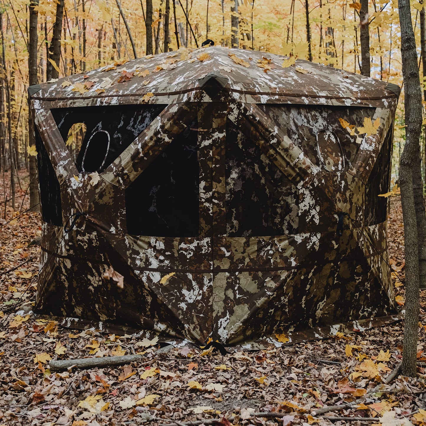 Barronett Blinds® Pentagon™ Heavy-Duty, Portable Hunting Blind, 5-Sided Hub Blind, 600 Denier Fabric, Low Profile Windows, 4-Person, Crater™ Harvest, 72” x 96” x 96”, PTHD550CH